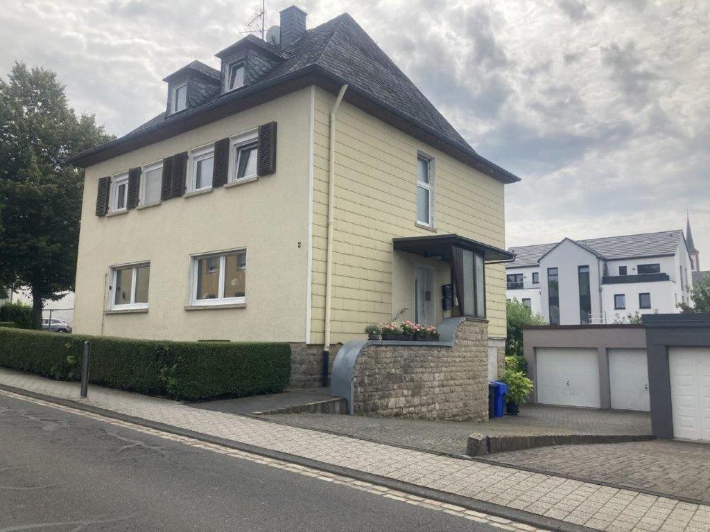 Ferienwohnung Kama Bitburg Esterno foto